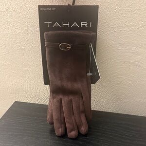 NEW with tags!!! Tahari Chocolate Brown Gloves